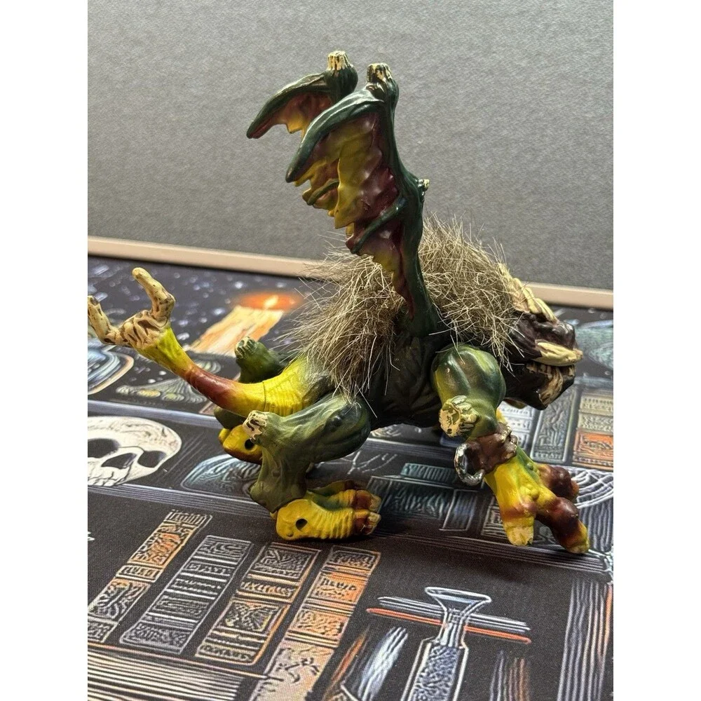 Mega Bloks Dragon Krystal Wars Vorgan Stronghold Green Hairy Furry Monster Beast